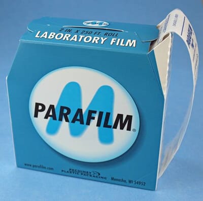 Parafilm i dispenser: bredde: 50 mm x 75 m
