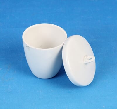Porselensdigel m/ lokk, 30 ml