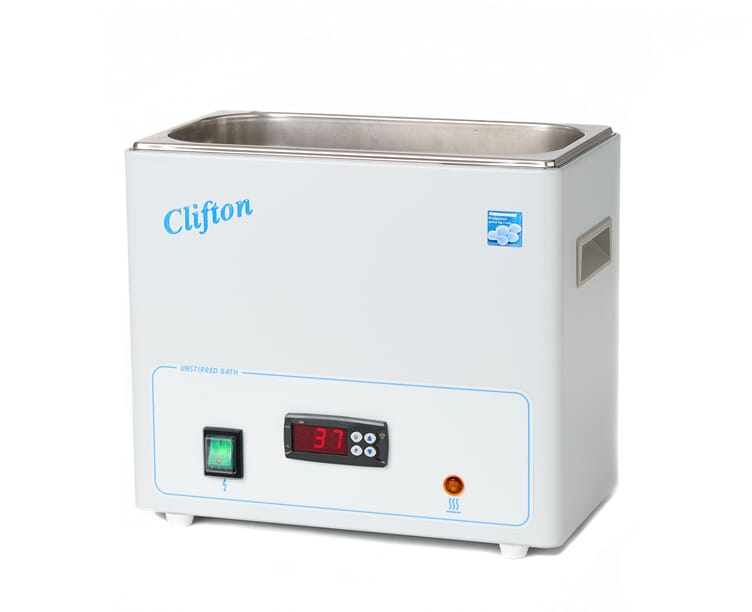 Vannbad og destillasjonsapparat